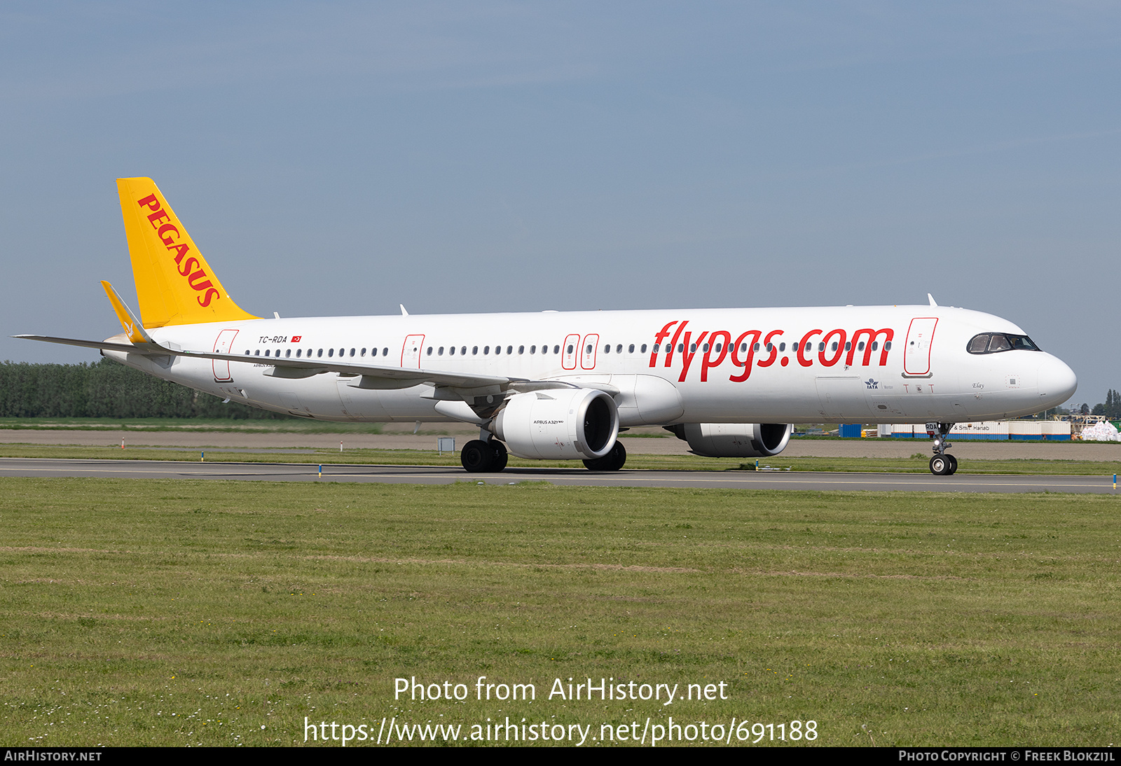 Aircraft Photo of TC-RDA | Airbus A321-251NX | Pegasus Airlines | AirHistory.net #691188