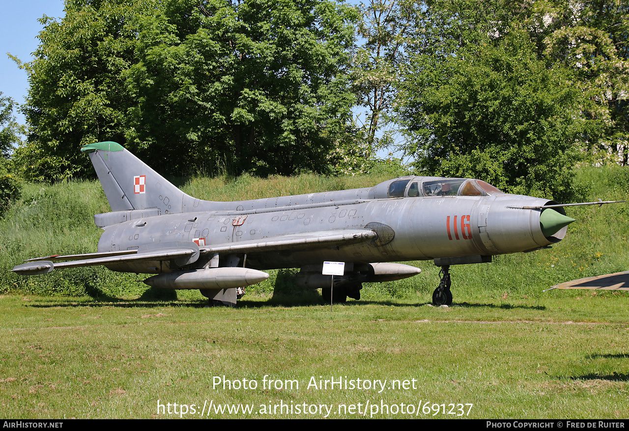 Aircraft Photo of 116 | Sukhoi Su-7UM | Poland - Air Force | AirHistory.net #691237