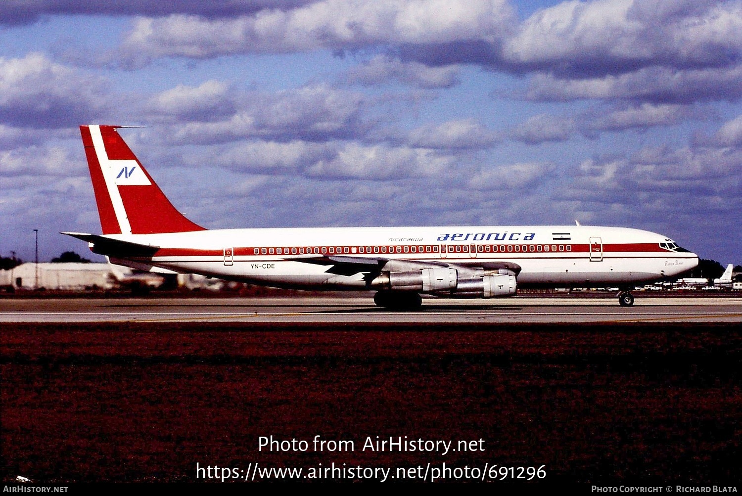 Aircraft Photo of YN-CDE | Boeing 707-123B | Aeronica | AirHistory.net #691296