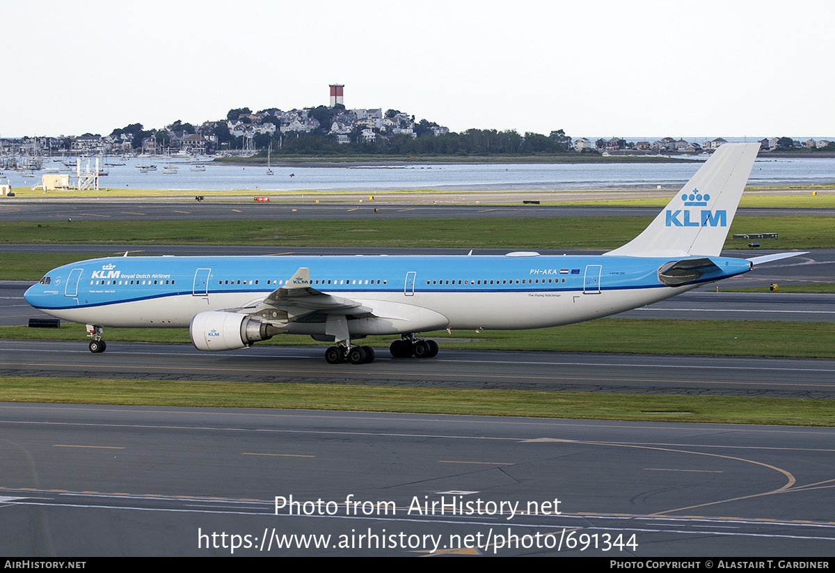 Aircraft Photo of PH-AKA | Airbus A330-303 | KLM - Royal Dutch Airlines | AirHistory.net #691344