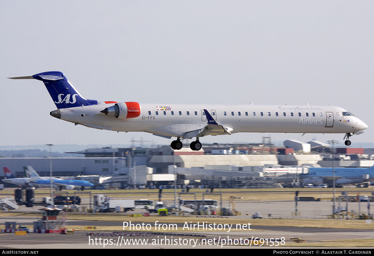 Aircraft Photo of EI-FPX | Bombardier CRJ-900LR (CL-600-2D24) | Scandinavian Airlines - SAS | AirHistory.net #691558