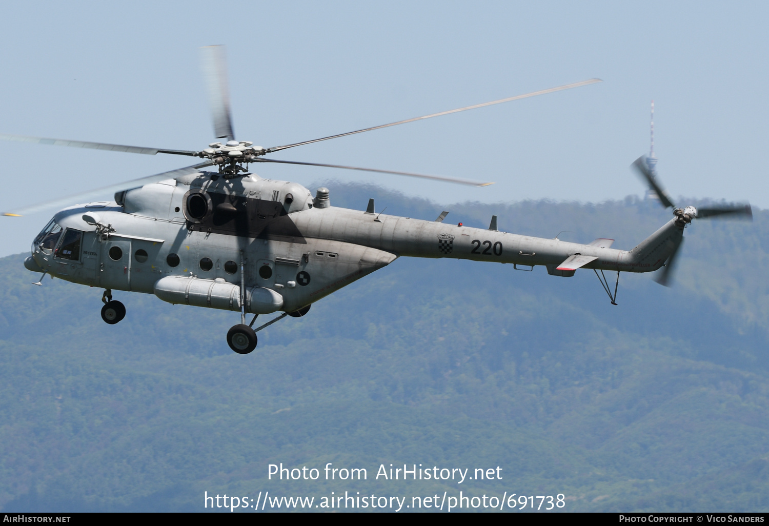 Aircraft Photo of 220 | Mil Mi-171Sh | Croatia - Air Force | AirHistory.net #691738