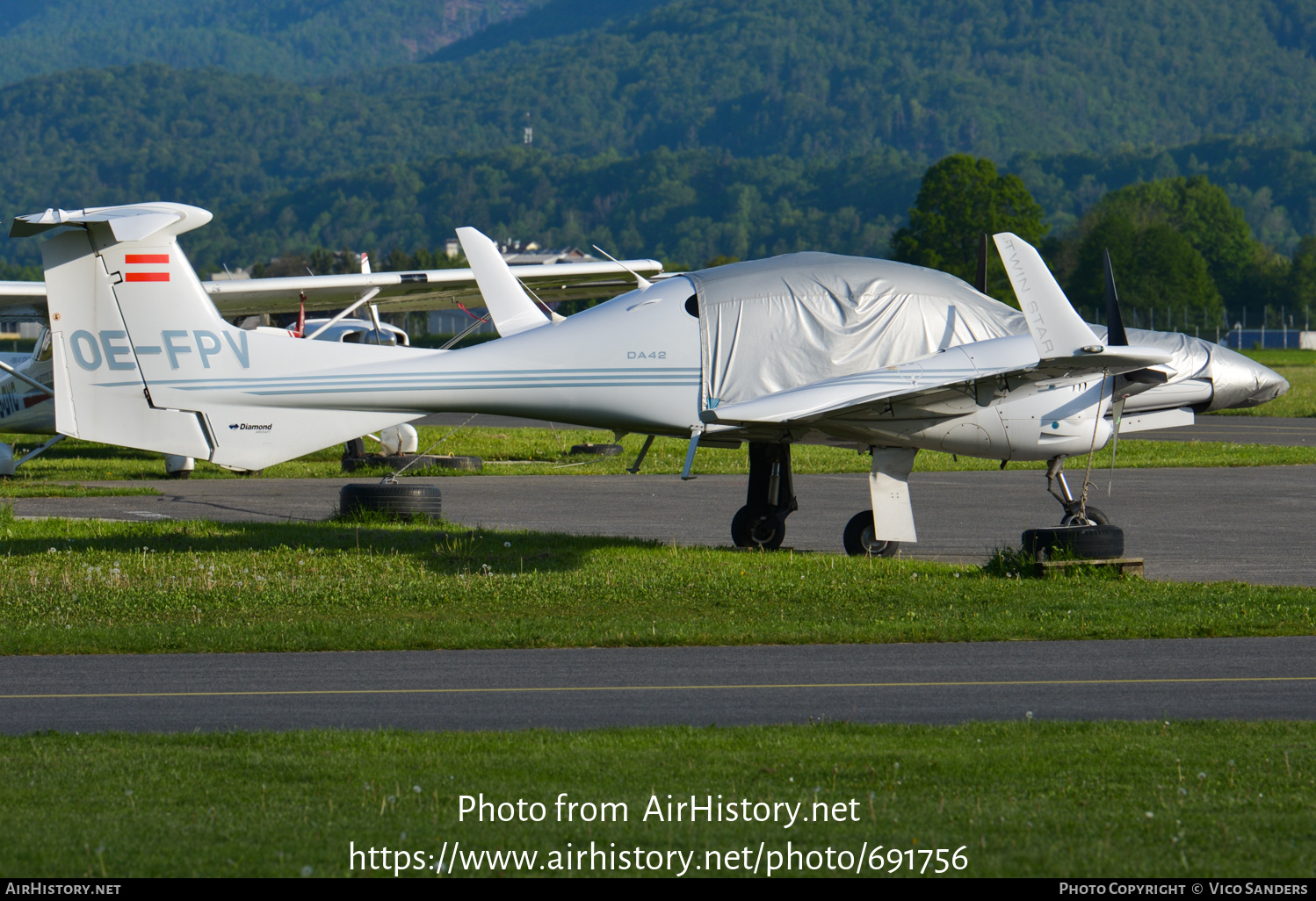 Aircraft Photo of OE-FPV | Diamond DA42 Twin Star | AirHistory.net #691756