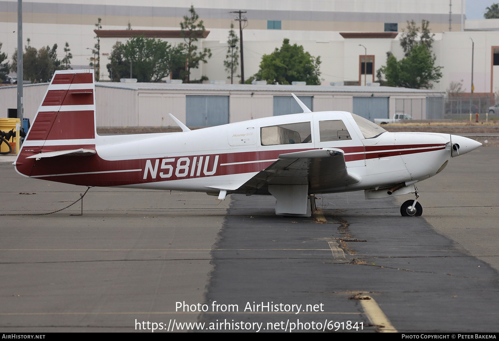 Aircraft Photo of N5811U | Mooney M-20J | AirHistory.net #691841