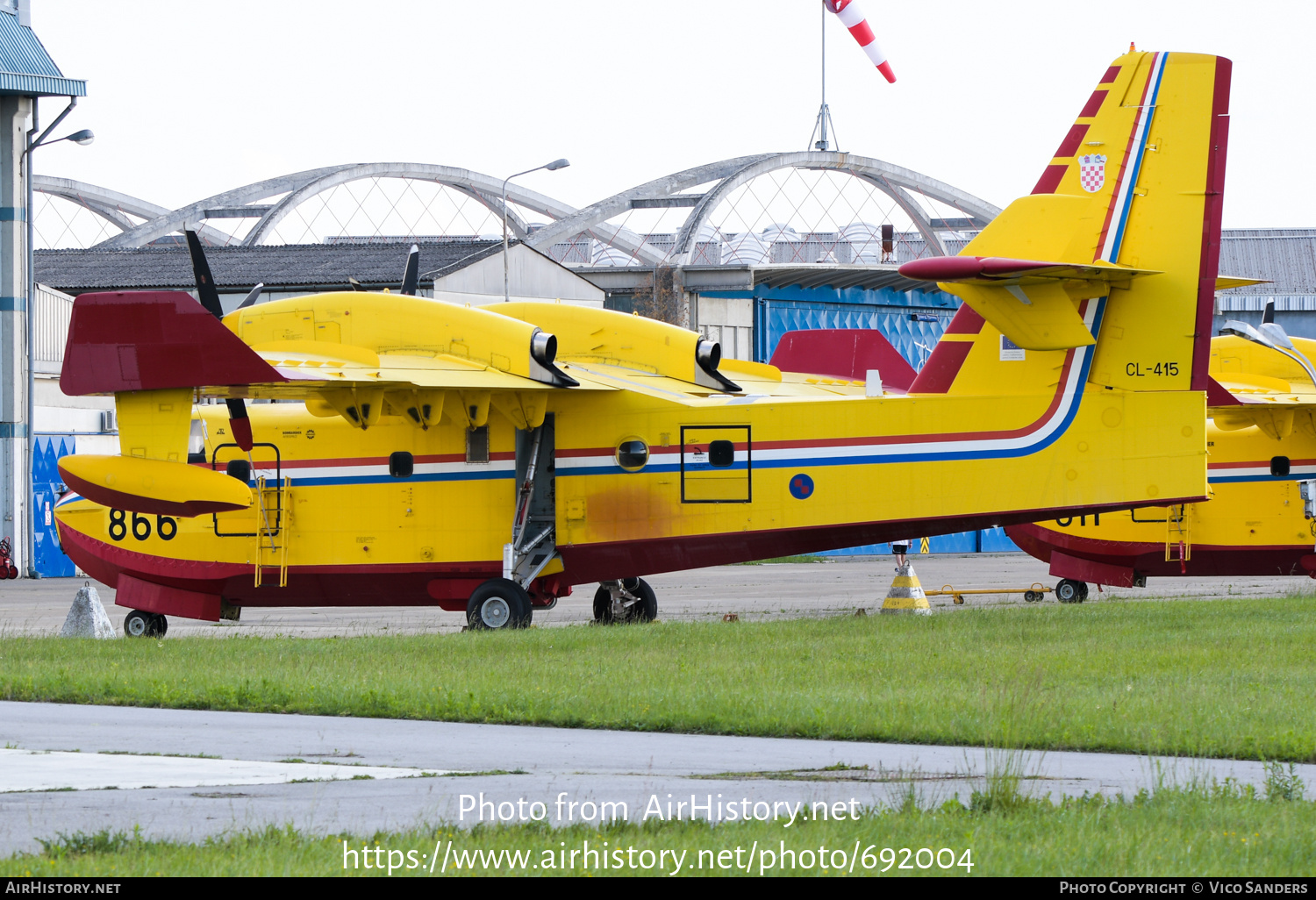 Aircraft Photo of 866 | Bombardier CL-415 (CL-215-6B11) | Croatia - Air ...