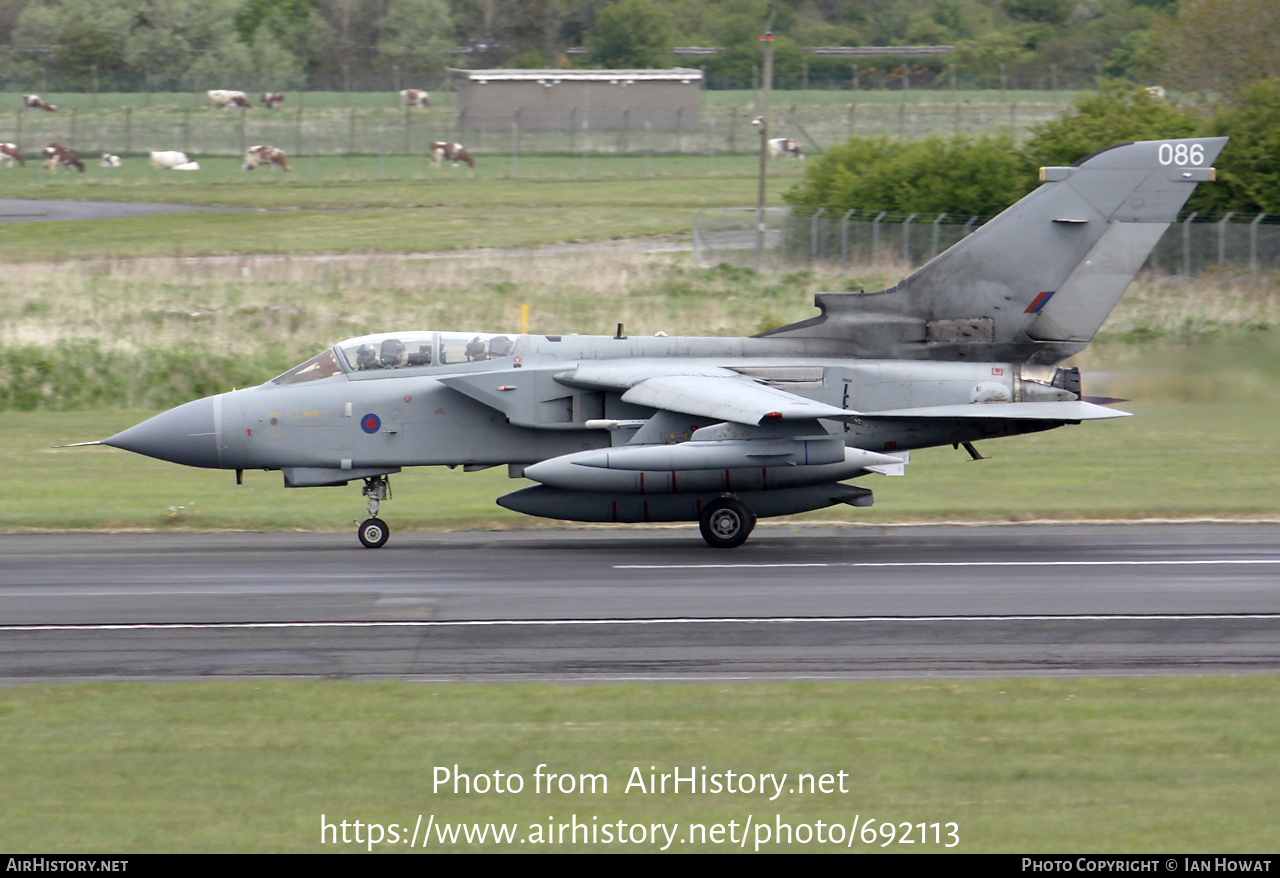 Aircraft Photo of ZD720 | Panavia Tornado GR4 | UK - Air Force | AirHistory.net #692113