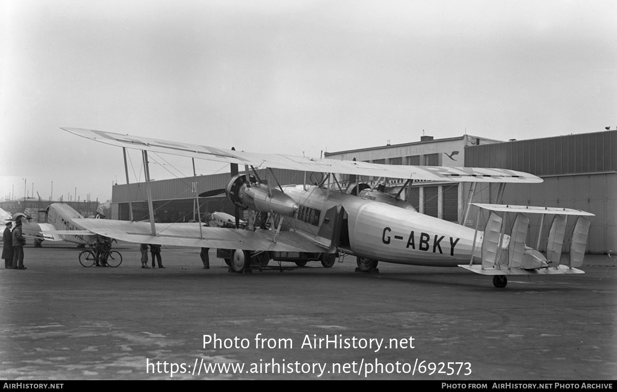 Aircraft Photo of G-ABKY | Vickers 212 Vellox | Imperial Airways | AirHistory.net #692573