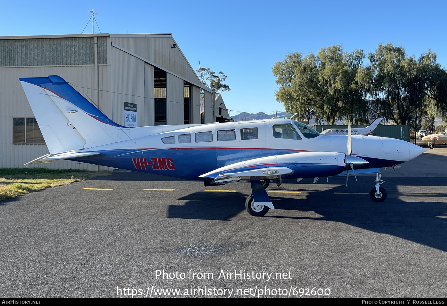 Aircraft Photo of VH-ZMG | Cessna 402C | AirHistory.net #692600