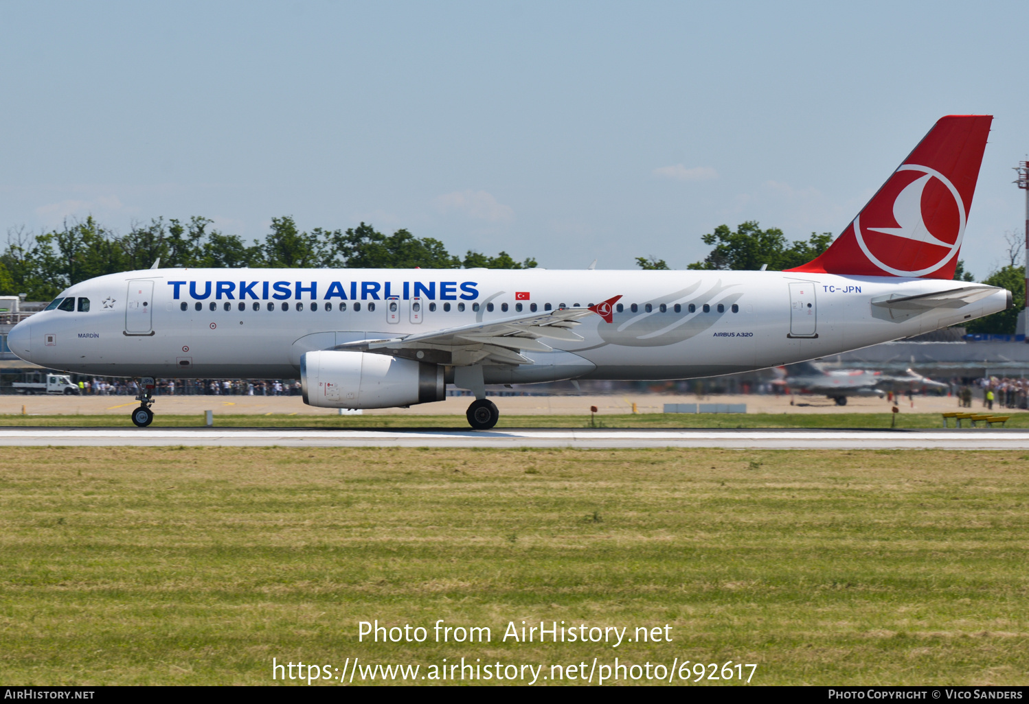 Aircraft Photo of TC-JPN | Airbus A320-232 | Turkish Airlines | AirHistory.net #692617