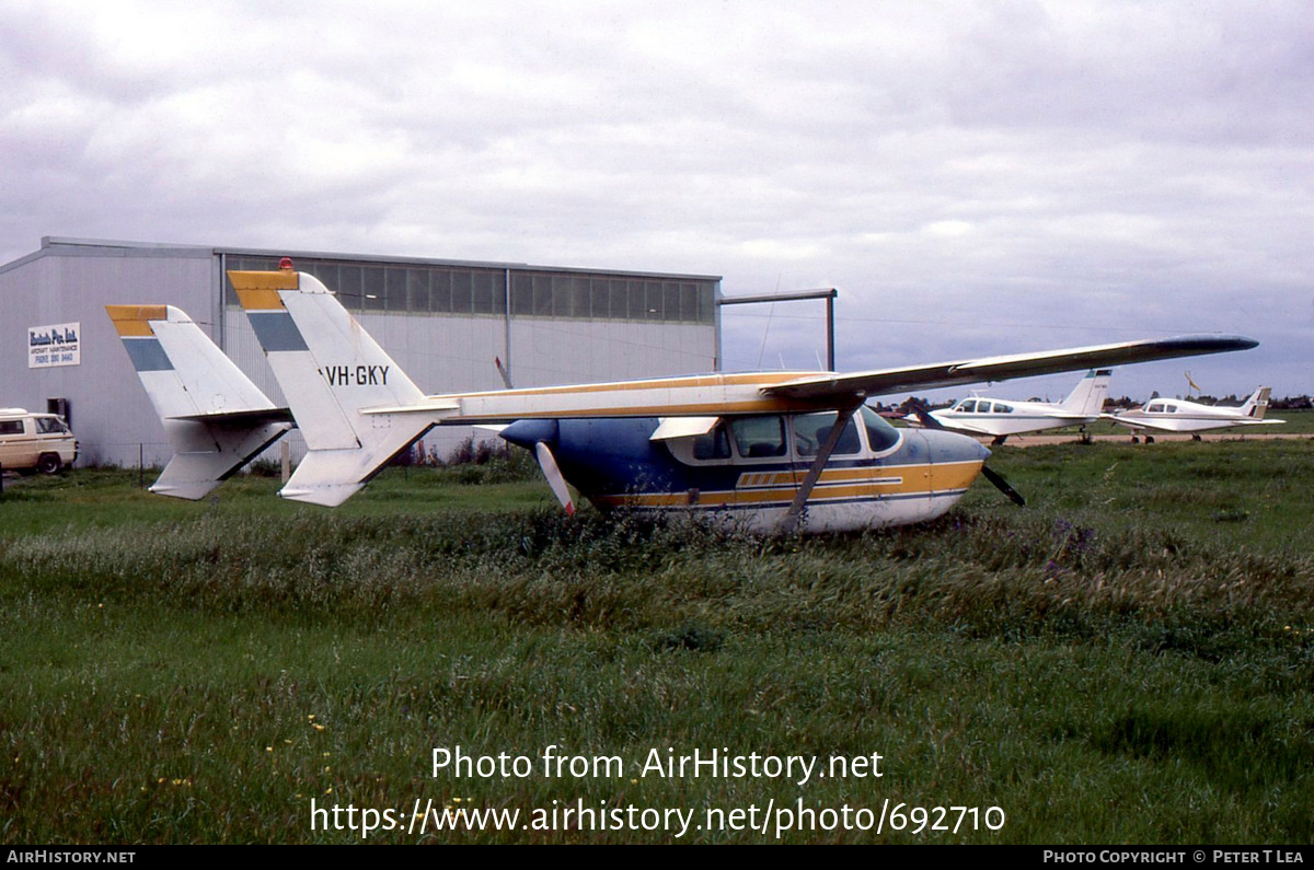 Aircraft Photo of VH-GKY | Cessna 336 Skymaster | AirHistory.net #692710