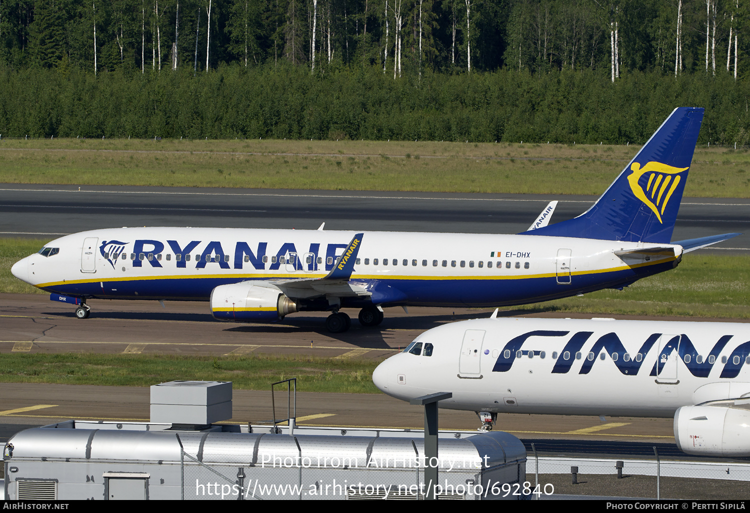 Aircraft Photo of EI-DHX | Boeing 737-8AS | Ryanair | AirHistory.net #692840