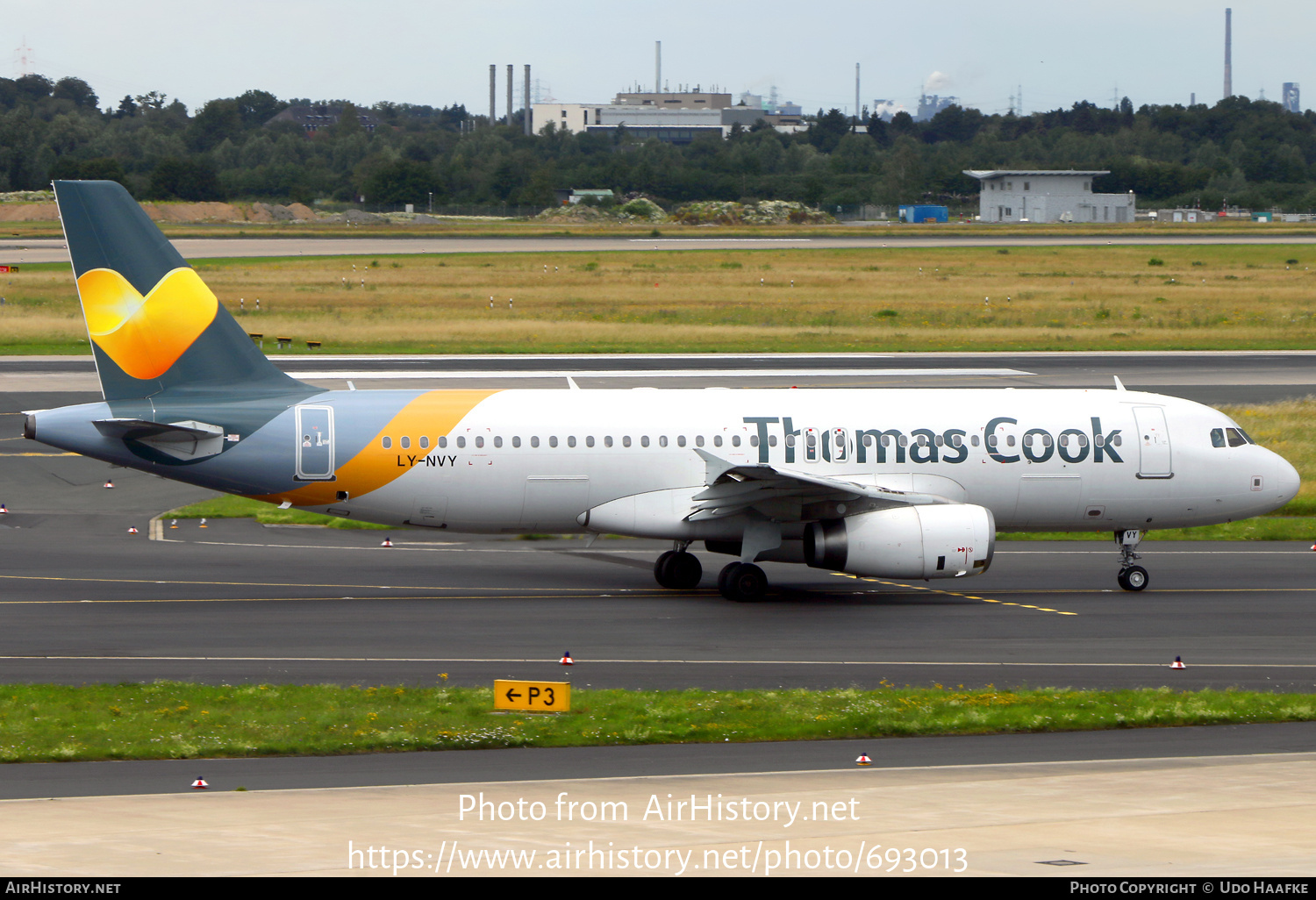 Aircraft Photo of LY-NVY | Airbus A320-232 | Thomas Cook Airlines | AirHistory.net #693013