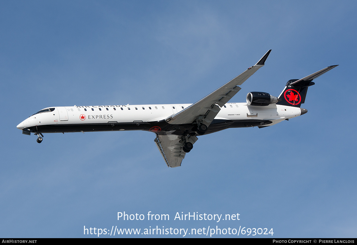 Aircraft Photo of C-GJUZ | Bombardier CRJ-900 (CL-600-2D24) | Air Canada Express | AirHistory.net #693024