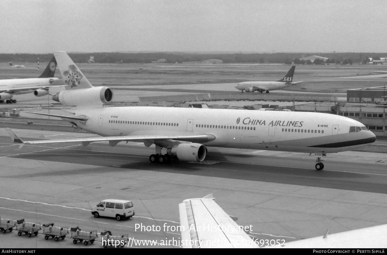 Aircraft Photo of B-18152 | McDonnell Douglas MD-11 | China Airlines | AirHistory.net #693052