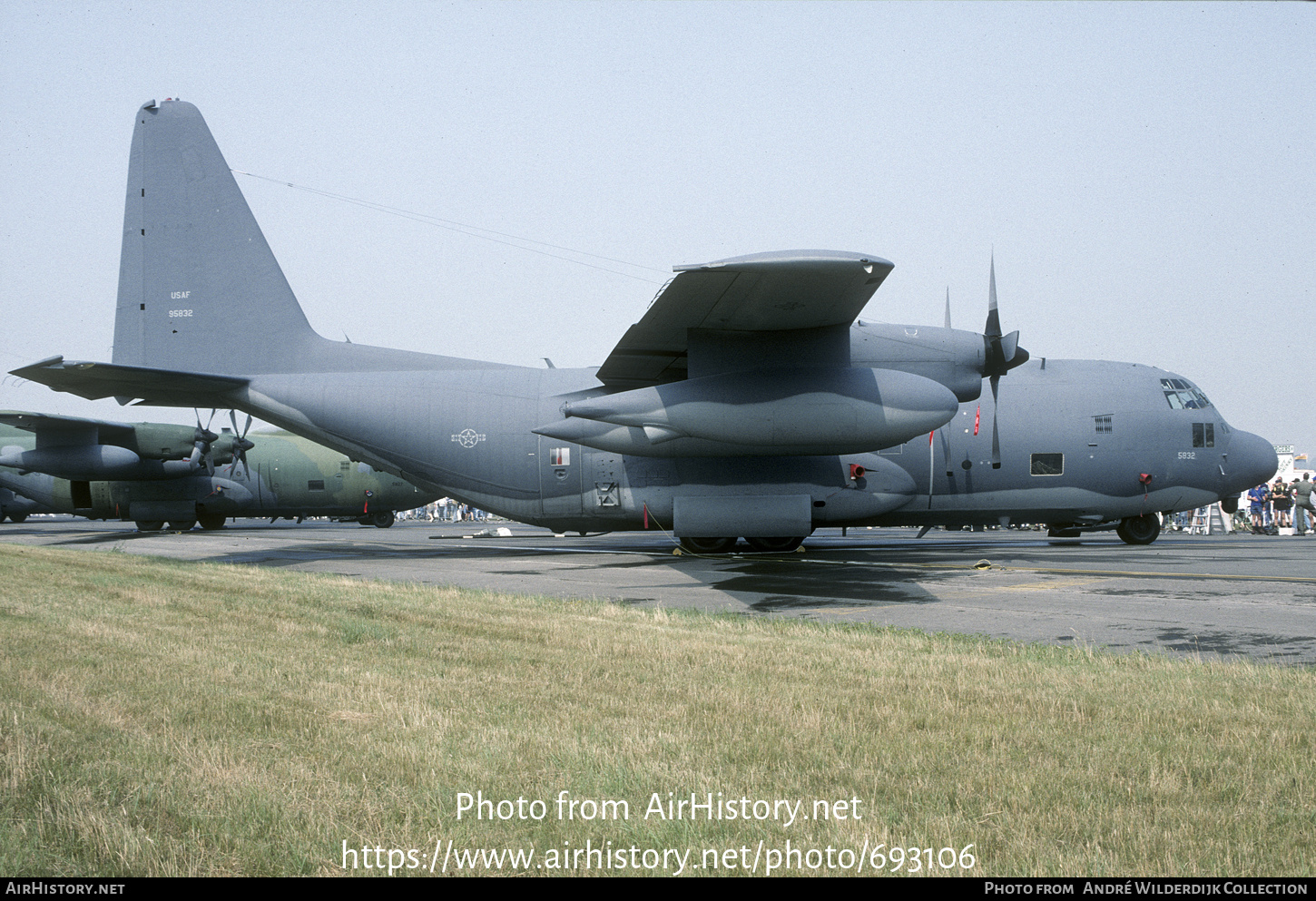 Aircraft Photo of 69-5832 / 95832 | Lockheed HC-130N Hercules (L-382) | USA - Air Force | AirHistory.net #693106