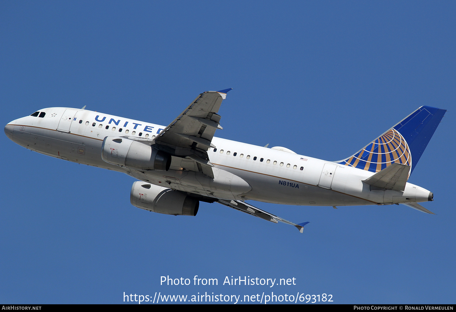 Aircraft Photo of N811UA | Airbus A319-131 | United Airlines | AirHistory.net #693182