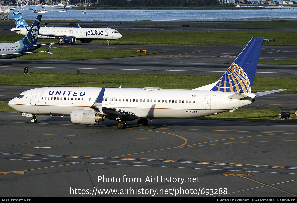 Aircraft Photo of N76269 | Boeing 737-824 | United Airlines | AirHistory.net #693288