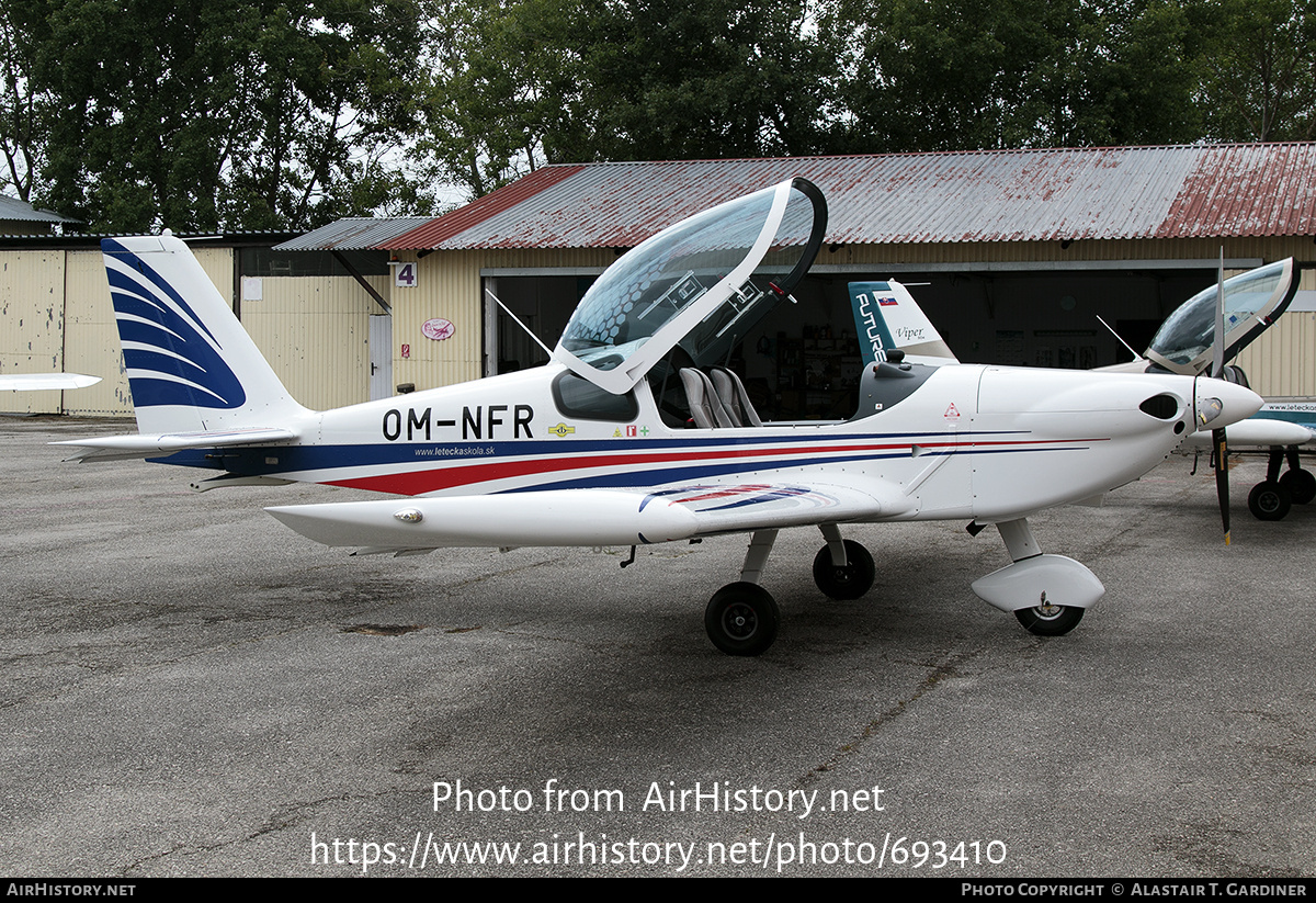 Aircraft Photo of OM-NFR | TomarkAero Viper SD4 VFR | Letecká Škola Future Fly | AirHistory.net #693410