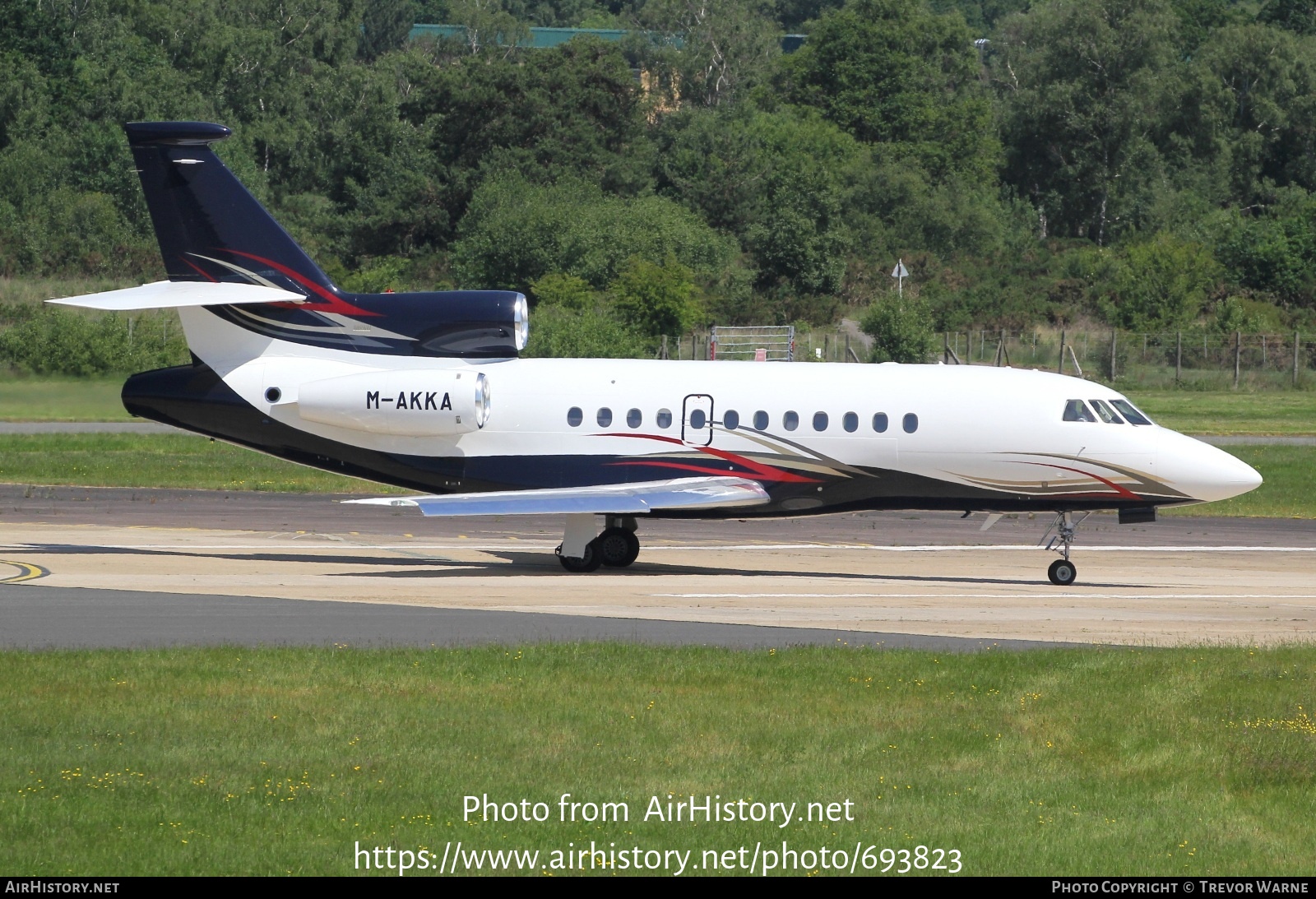 Aircraft Photo of M-AKKA | Dassault Falcon 900EX | AirHistory.net #693823