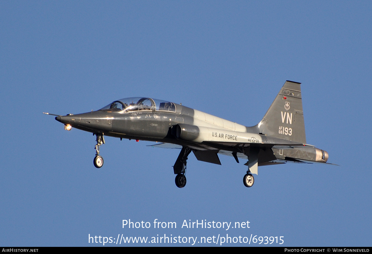 Aircraft Photo of 68-8193 / AF68-193 | Northrop T-38C Talon | USA - Air Force | AirHistory.net #693915