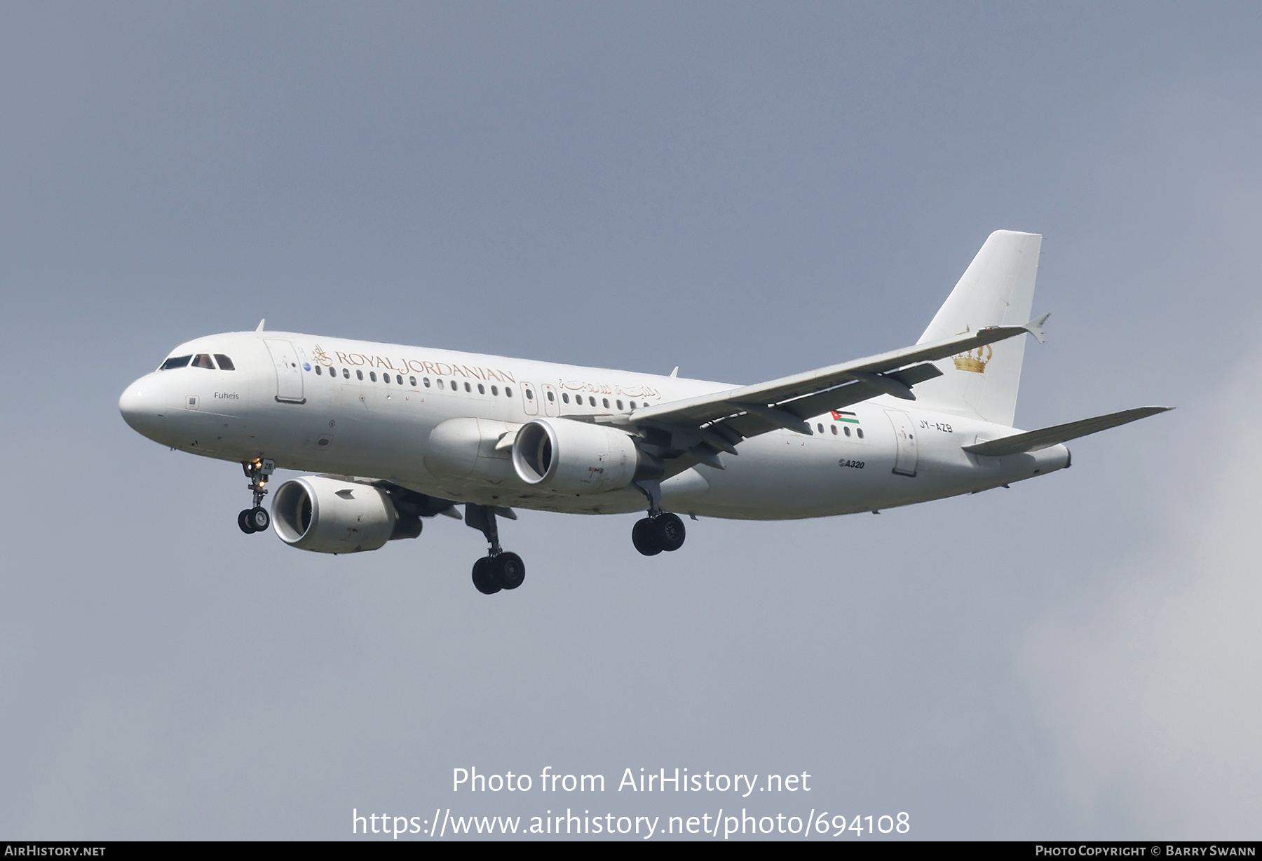 Aircraft Photo of JY-AZB | Airbus A320-214 | Royal Jordanian Airlines | AirHistory.net #694108