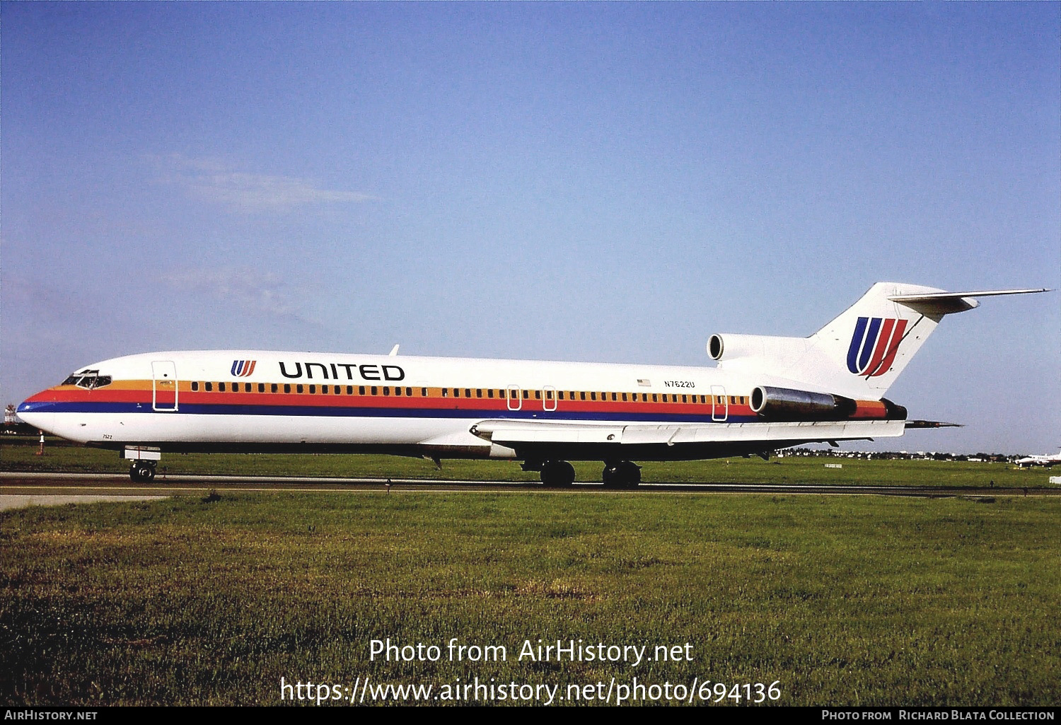 Aircraft Photo of N7622U | Boeing 727-222 | United Airlines | AirHistory.net #694136