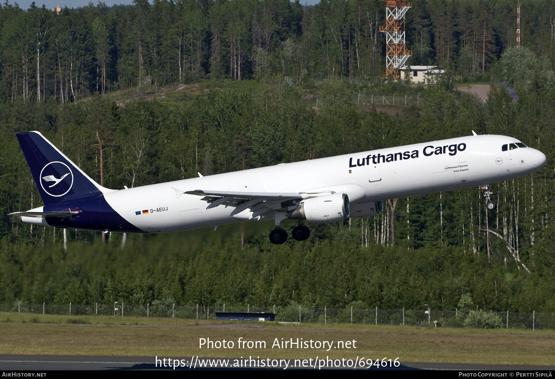 Aircraft Photo of D-AEUJ | Airbus A321-211/P2F | Lufthansa Cargo | AirHistory.net #694616