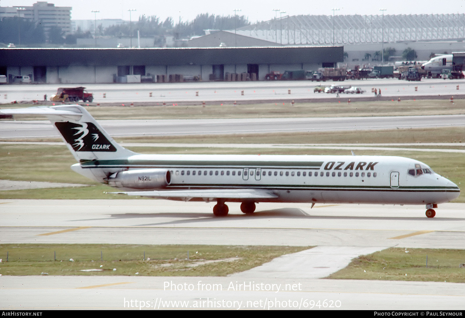 Aircraft Photo of N921L | McDonnell Douglas DC-9-32 | Ozark Air Lines | AirHistory.net #694620