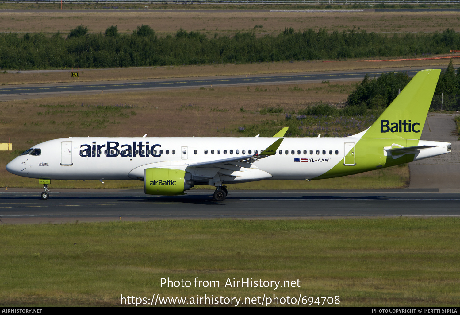 Aircraft Photo of YL-AAW | Airbus A220-371 (BD-500-1A11) | AirBaltic | AirHistory.net #694708