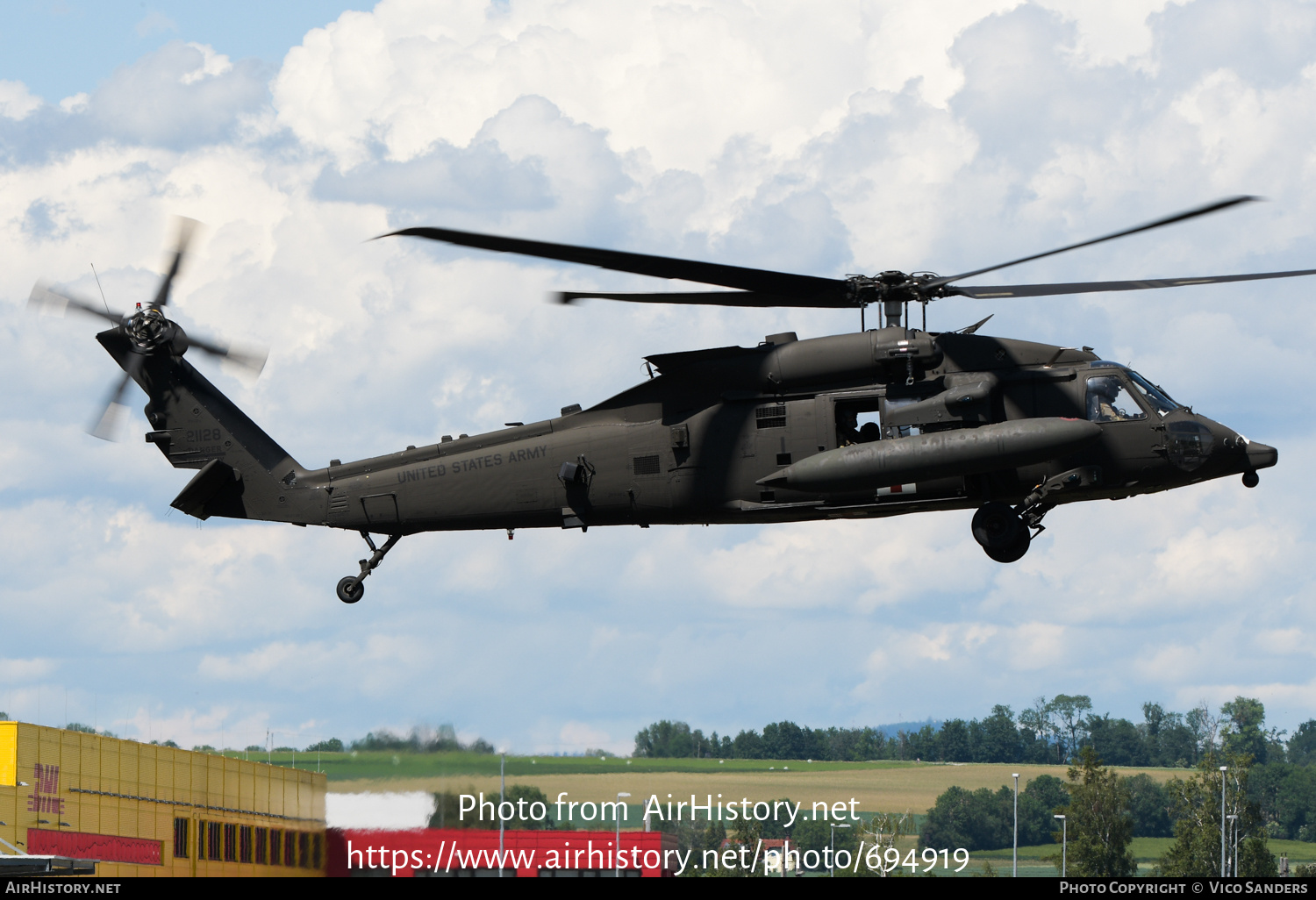 Aircraft Photo of 20-21128 | Sikorsky HH-60M Black Hawk (S-70A) | USA - Army | AirHistory.net #694919