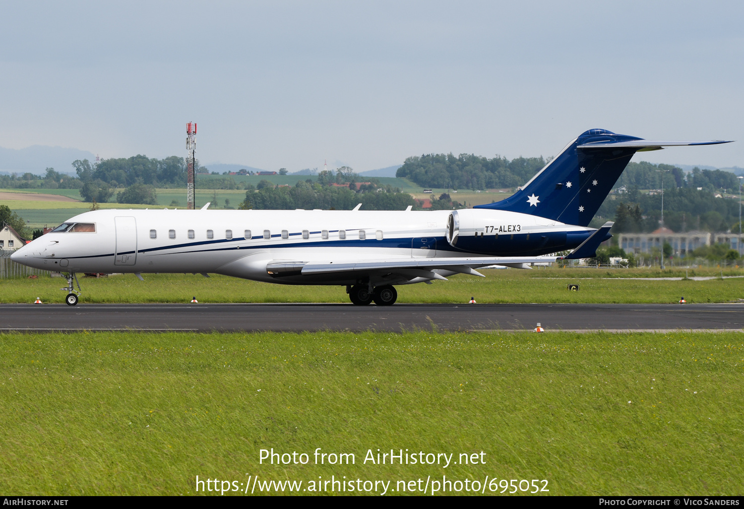 Aircraft Photo of T7-ALEX3 | Bombardier Global Express (BD-700-1A10) | AirHistory.net #695052