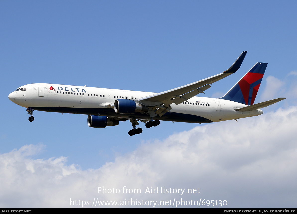 Aircraft Photo of N174DN | Boeing 767-332/ER | Delta Air Lines | AirHistory.net #695130