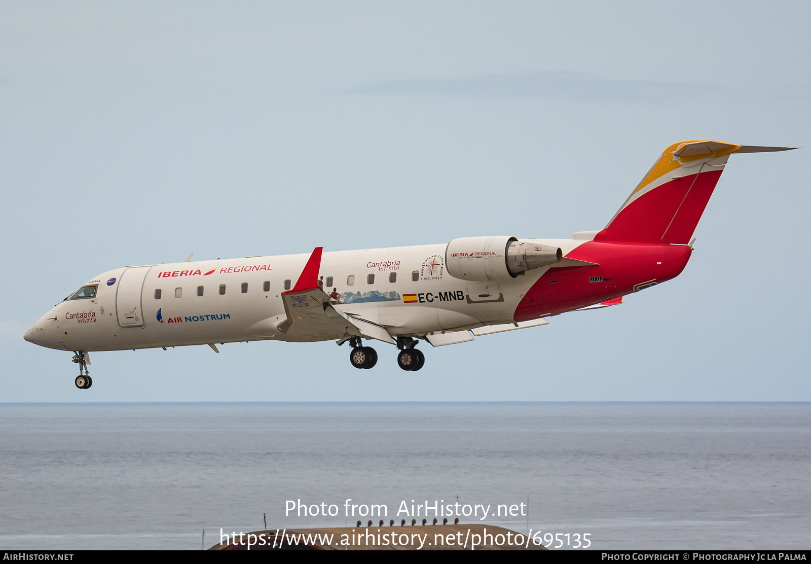 Aircraft Photo of EC-MNB | Bombardier CRJ-200LR (CL-600-2B19) | Air Nostrum | AirHistory.net #695135