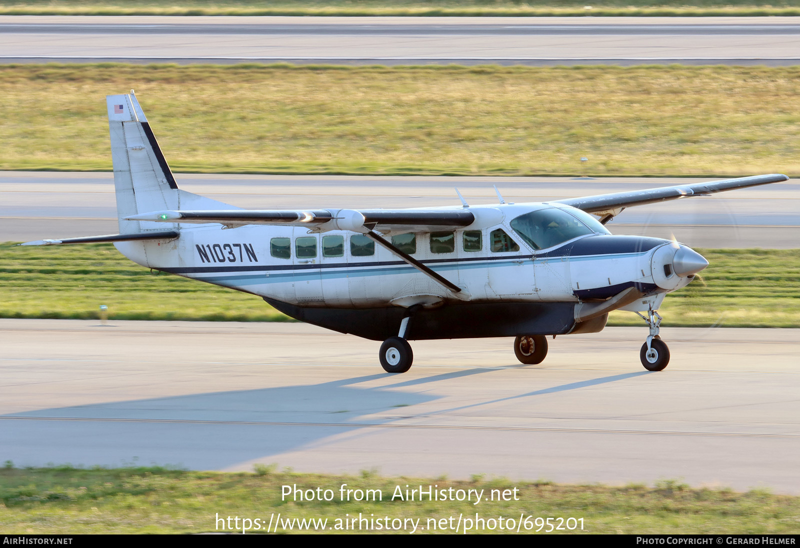 Aircraft Photo of N1037N | Cessna 208B Grand Caravan | Martinaire | AirHistory.net #695201