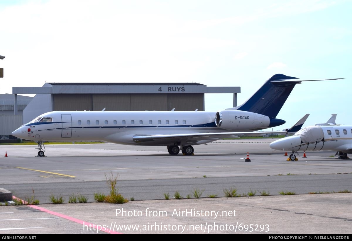 Aircraft Photo of G-OCAK | Bombardier Global Express XRS (BD-700-1A10) | AirHistory.net #695293