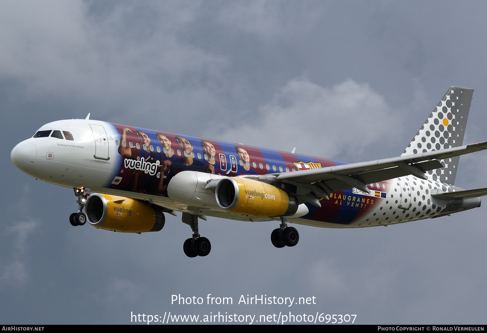 Aircraft Photo of EC-MER | Airbus A320-232 | Vueling Airlines | AirHistory.net #695307