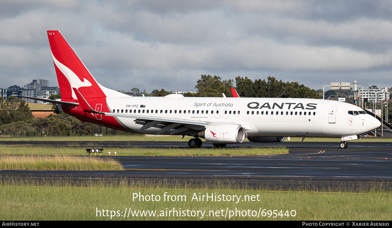 Aircraft Photo of VH-VYZ | Boeing 737-838 | Qantas | AirHistory.net #695440