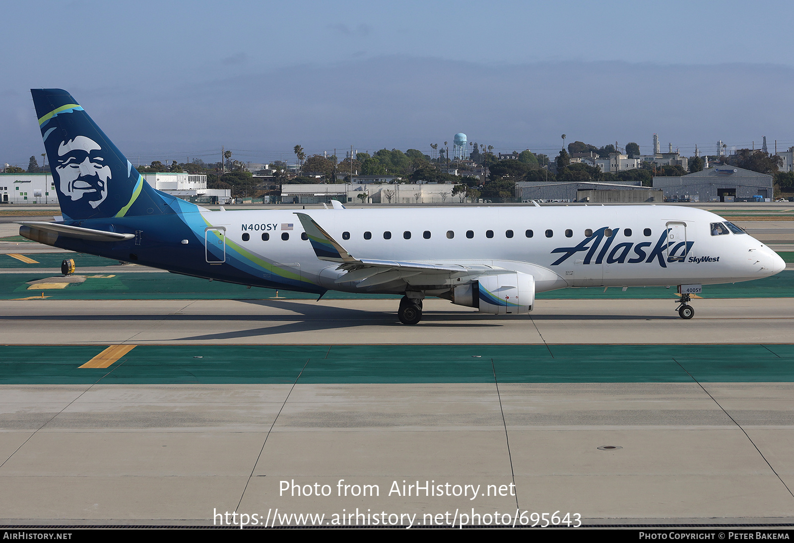 Aircraft Photo of N400SY | Embraer 175LR (ERJ-170-200LR) | Alaska Airlines | AirHistory.net #695643