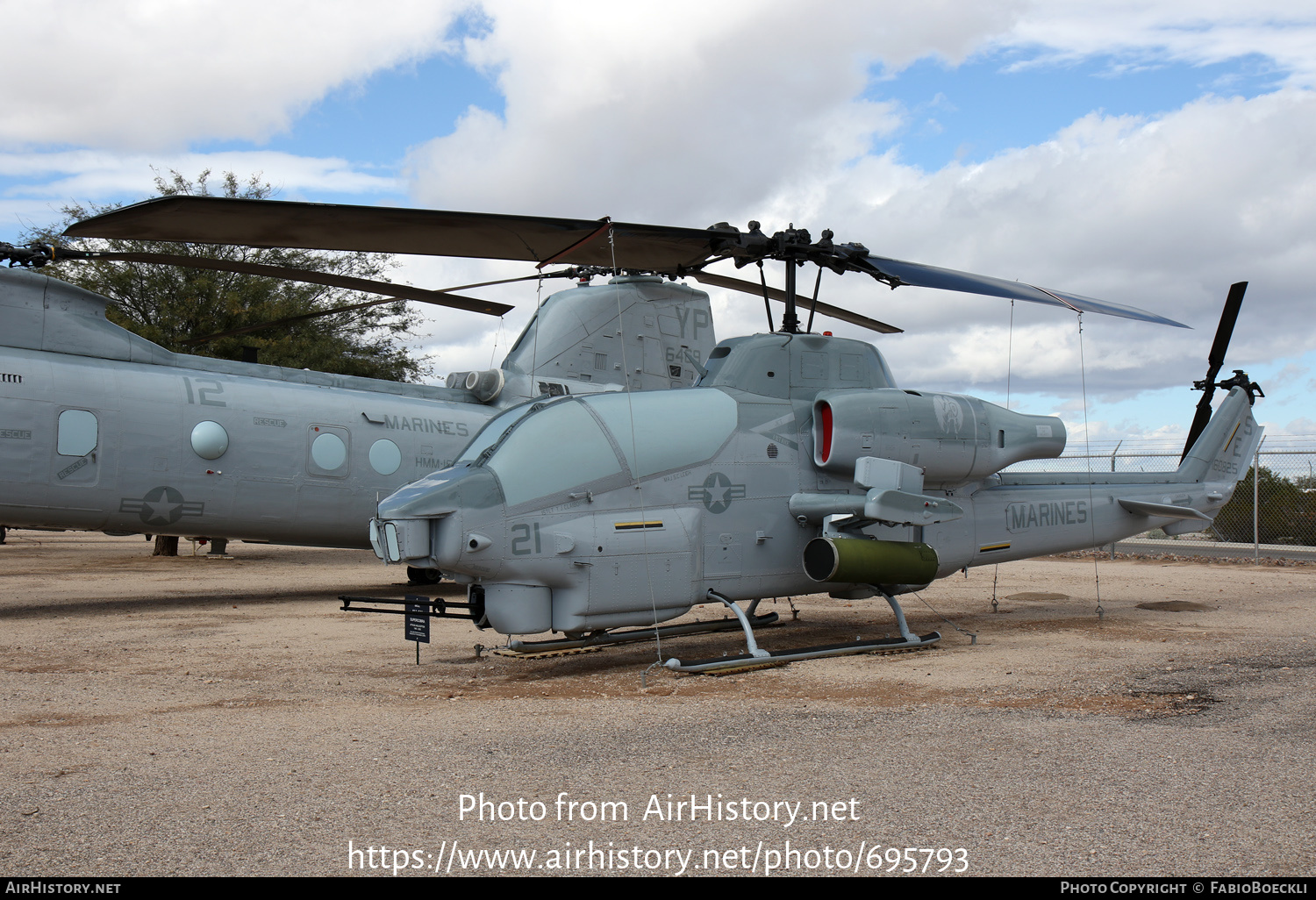 Aircraft Photo of 160825 | Bell AH-1W Sea Cobra | USA - Marines | AirHistory.net #695793