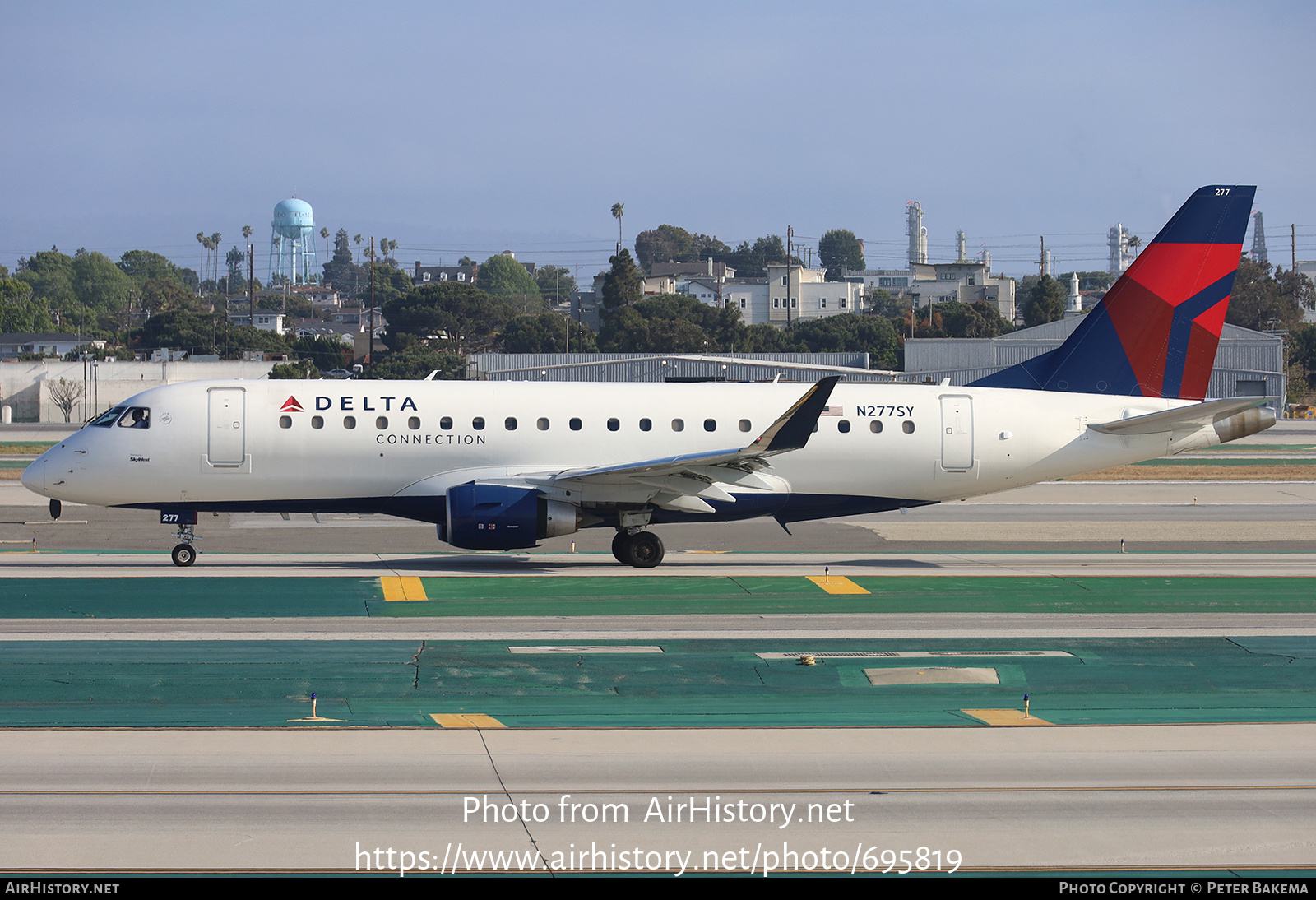 Aircraft Photo of N277SY | Embraer 175LR (ERJ-170-200LR) | Delta Connection | AirHistory.net #695819