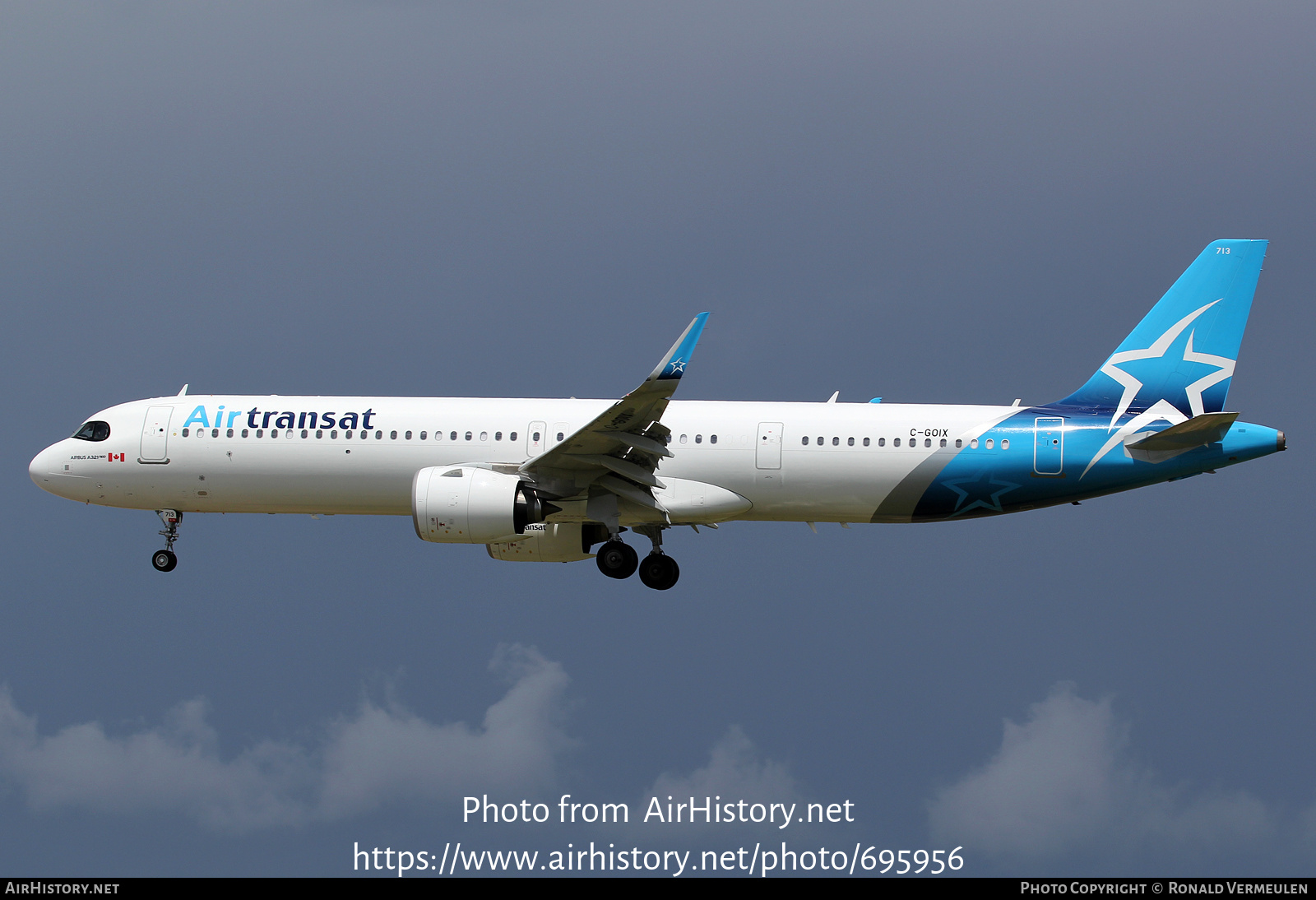 Aircraft Photo of C-GOIX | Airbus A321-271NX | Air Transat | AirHistory.net #695956