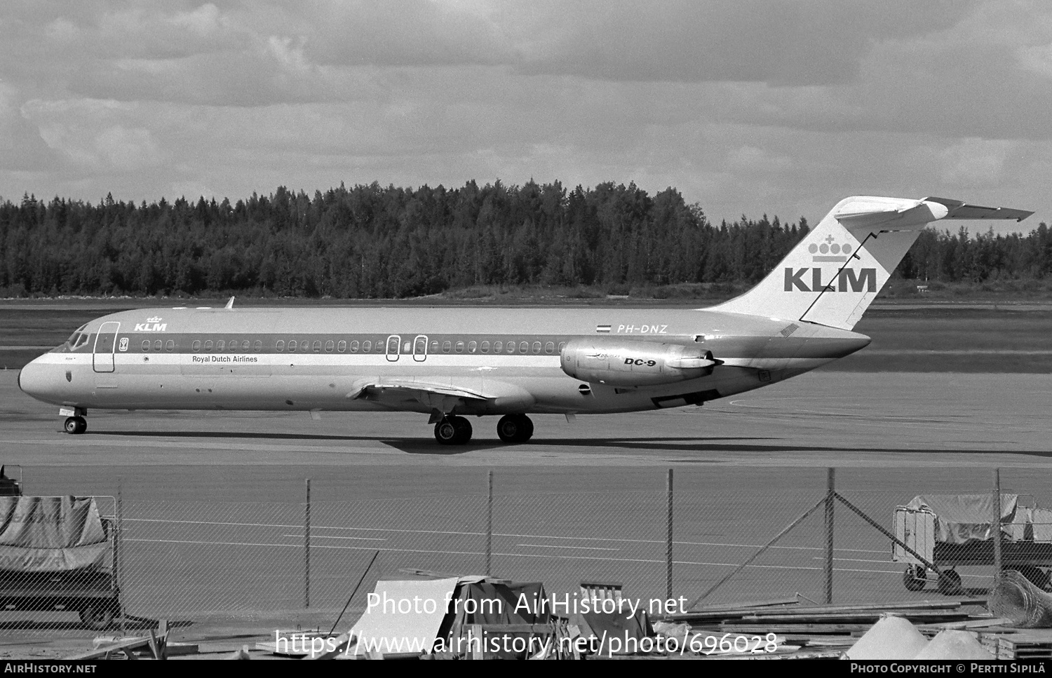 Aircraft Photo of PH-DNZ | McDonnell Douglas DC-9-33RC | KLM - Royal Dutch Airlines | AirHistory.net #696028