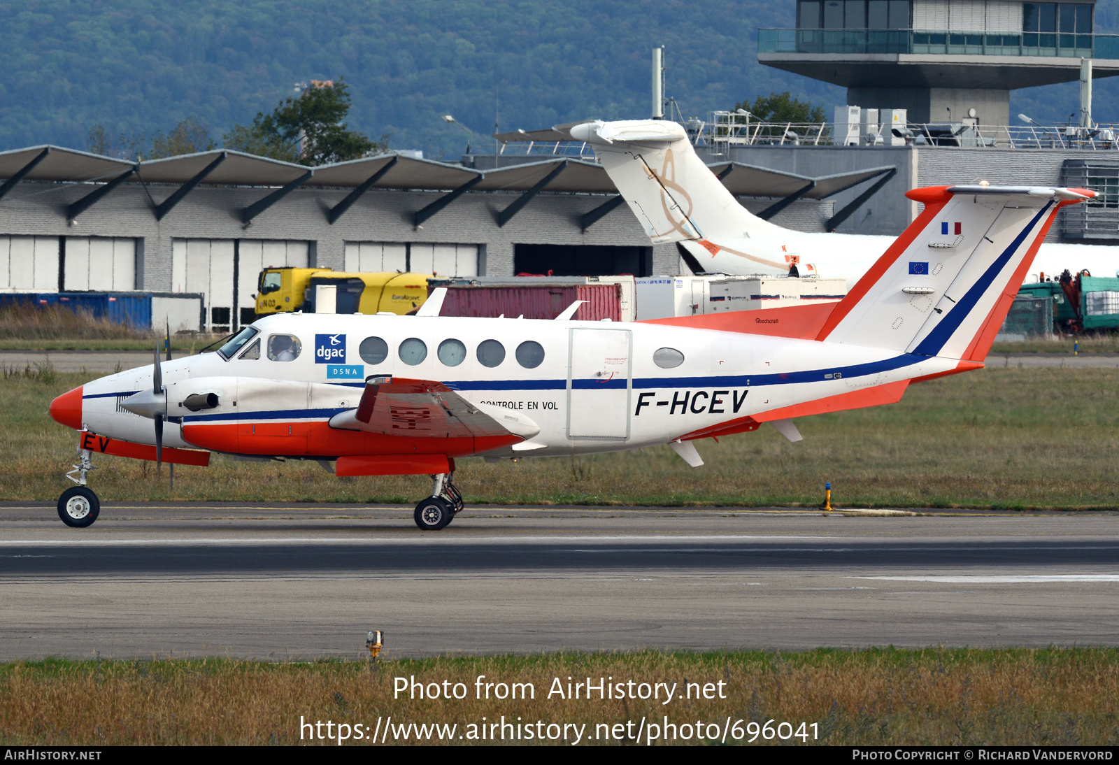 Aircraft Photo of F-HCEV | Hawker Beechcraft B200GT King Air | DGAC - Direction Générale de l'Aviation Civile | AirHistory.net #696041