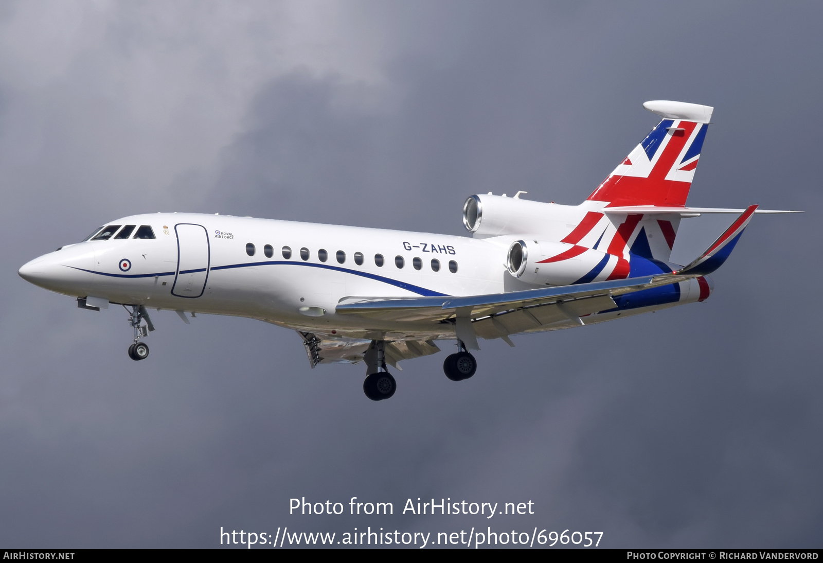 Aircraft Photo of G-ZAHS | Dassault Falcon 900LX Envoy IV CC.1 | UK - Air Force | AirHistory.net #696057