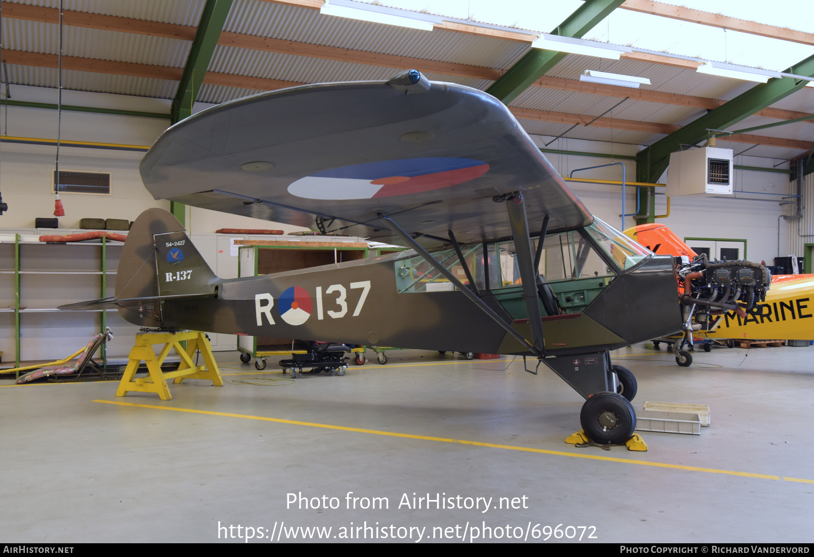 Aircraft Photo of PH-PSC / R-137 | Piper L-21B Super Cub | Koninklijke Luchtmacht Historische Vlucht | Netherlands - Air Force | AirHistory.net #696072