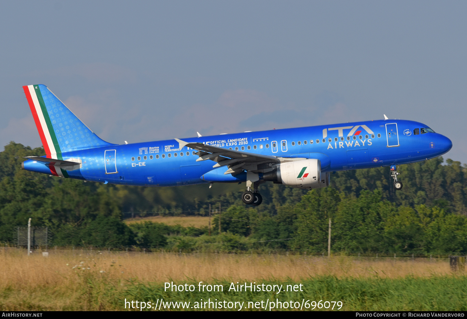 Aircraft Photo of EI-EIE | Airbus A320-216 | ITA Airways | AirHistory.net #696079