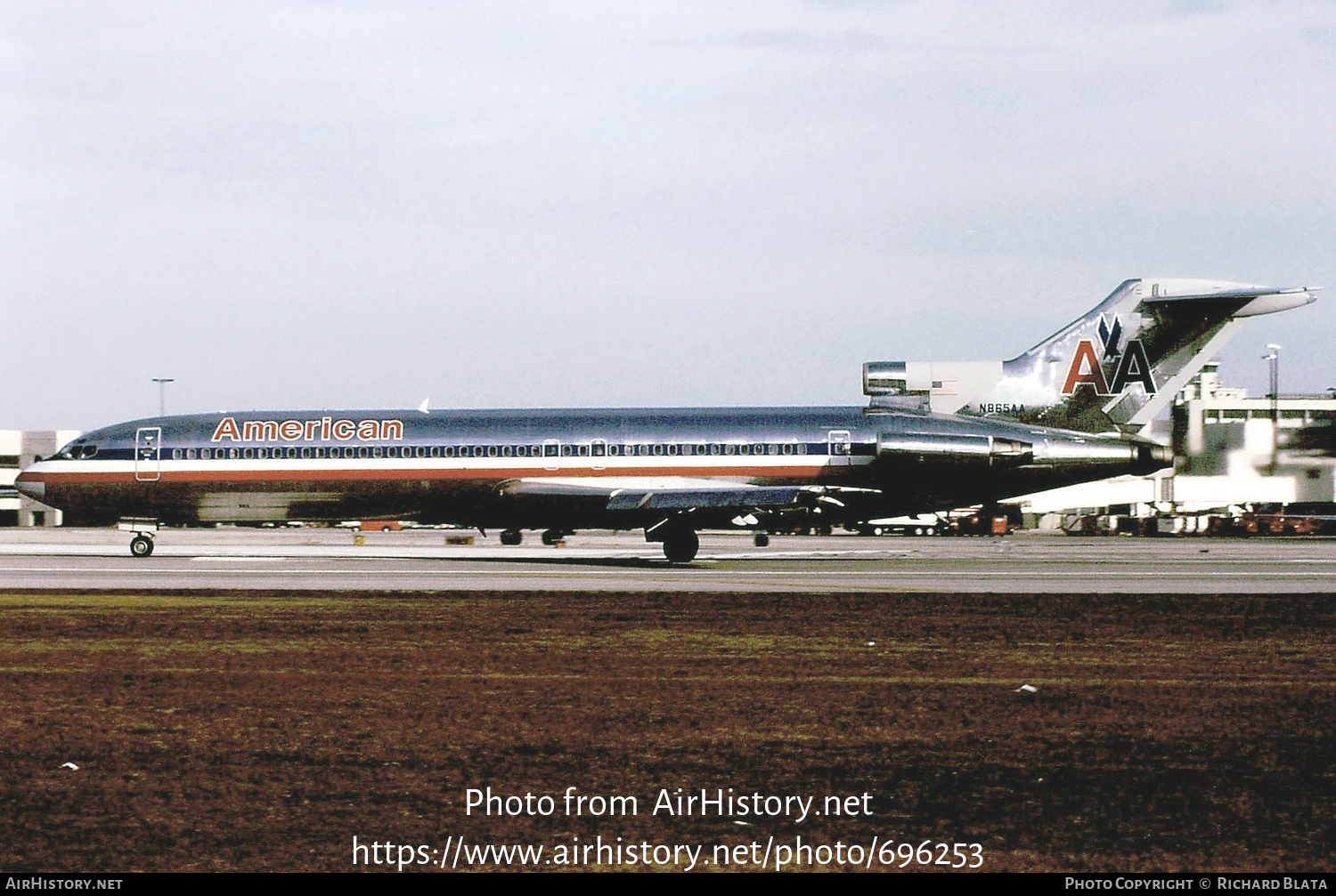 Aircraft Photo of N865AA | Boeing 727-223/Adv | American Airlines | AirHistory.net #696253