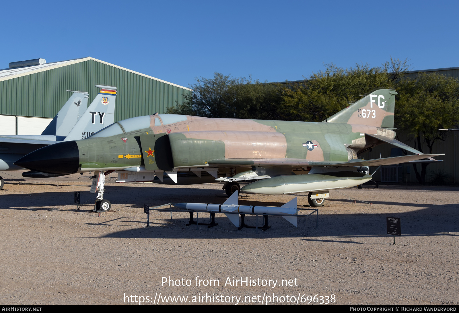 Aircraft Photo of 64-0673 / FY40-673 | McDonnell F-4C Phantom II | USA - Air Force | AirHistory.net #696338