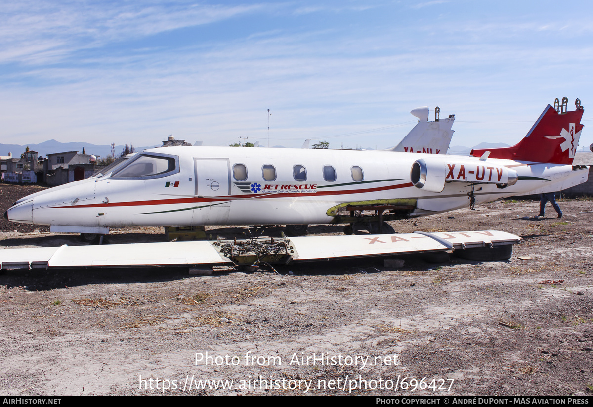 Aircraft Photo of XA-UTV | Gates Learjet 25D | Jet Rescue | AirHistory.net #696427