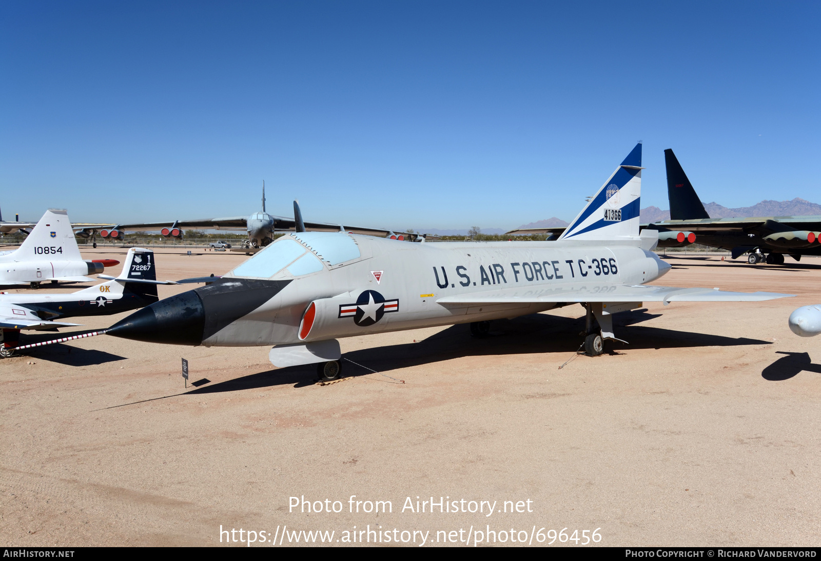 Aircraft Photo of 54-1366 / 41366 | Convair TF-102A Delta Dagger | USA - Air Force | AirHistory.net #696456